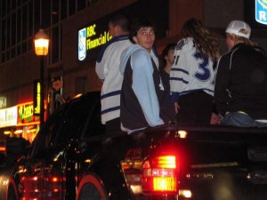 Downtown Toronto after Leafs won the Quarter Finals 57.JPG